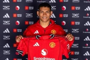 官方：迭戈-莱昂在曼联将身披30号战袍