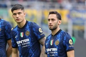 国米跟队：恰20、帕瓦尔、比塞克和泽林周三报到，全队周六回归