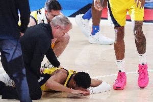 哈利伯顿：我在G5拉伤小腿本需休战一两周 G7开场我感觉很好😭