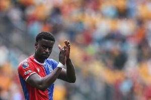 记者：水晶宫已告知格伊，目前倾向将他出售&准备听取报价