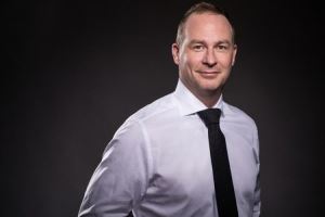 纽卡CEO致信球迷：能成为俱乐部一员实属荣幸 期待这段非凡征程