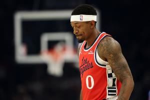 场均7分&命中率36%!比尔手握2年1100万 未来5年还能白拿9700万