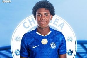 罗马诺强调:切尔西已经签下16岁中卫奥多涅斯,而不是接近签下